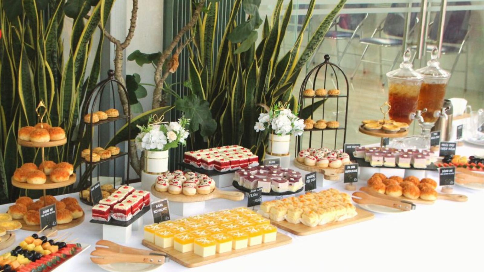 Dịch vụ đặt tiệc ngọt Buffet TEABREAK trọn gói sinh nhật tại Đông Anh, Hà Nội