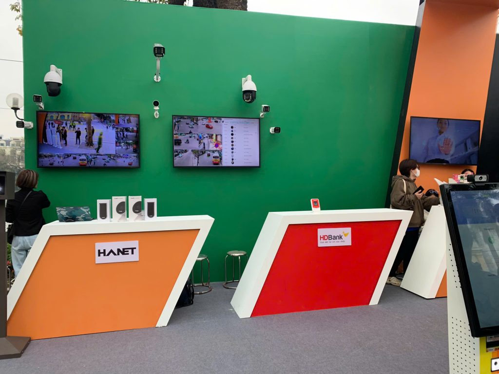 Thuê tivi & tivi cảm ứng giá rẻ tại Hà Nội | Gọi ngay để được giao hàng  miễn phí